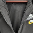 Corta Vento Nike SportWear - Preto