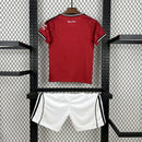 Kit Infantil Manchester United 25/26 –  Vermelho