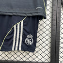 Kit Infantil Real Madrid 25/26– Away Preto