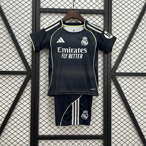 Kit Infantil Real Madrid 25/26– Away Preto