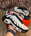 Tênis Air Max TN Creme com preto - Masculino