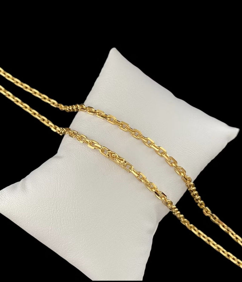 Corrente Masculina Cartier Cadeado 4,5mm Banhada a Ouro 18k