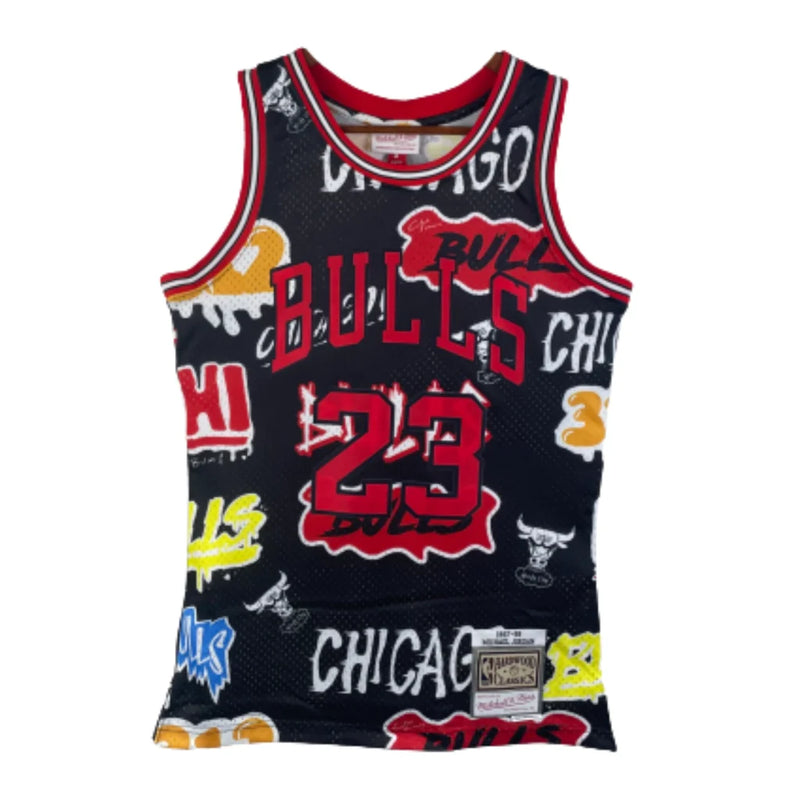 Regata NBA Chicago Bulls - Preta Graffiti - JORDAN 23