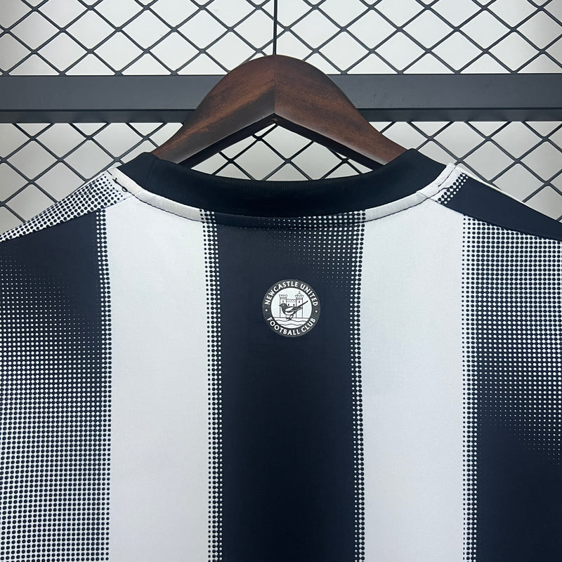 Camisa l Newcastle 25/26 - Torcedor Masculina