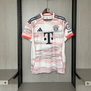 Camisa reserva do Bayern de Munique 25/26 II - Versão Torcedor (Pronta Entrega)