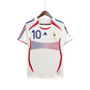 Camisa França Away 2006/2007 Retrô Masculino Adidas Branca (ZIDANE + 10) (PRONTA ENTREGA)